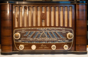 LL Minerva FM-AM 561