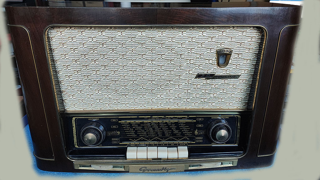 Grundig 2030 W/3D